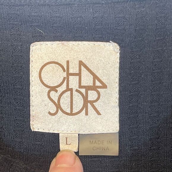 Chaser Black Waffle Knit Button Adorned Extended Cuff Thermal Shirt Size Large - Picture 3 of 4